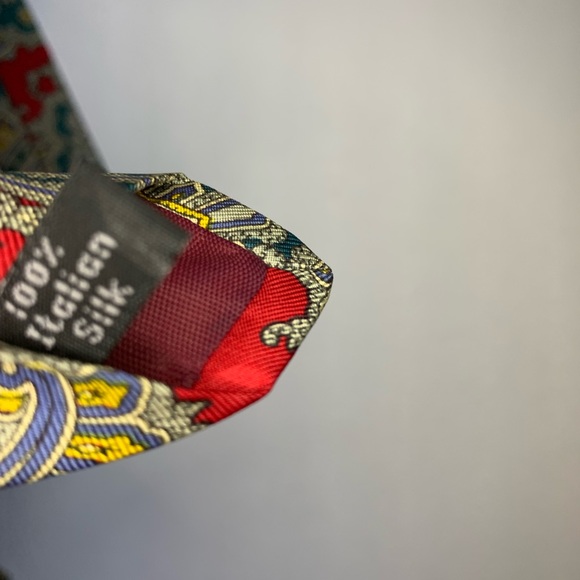 Adams Row neck tie! - Picture 3 of 4